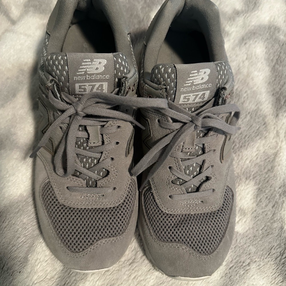 New Balance 574 gray women’s US 8.5